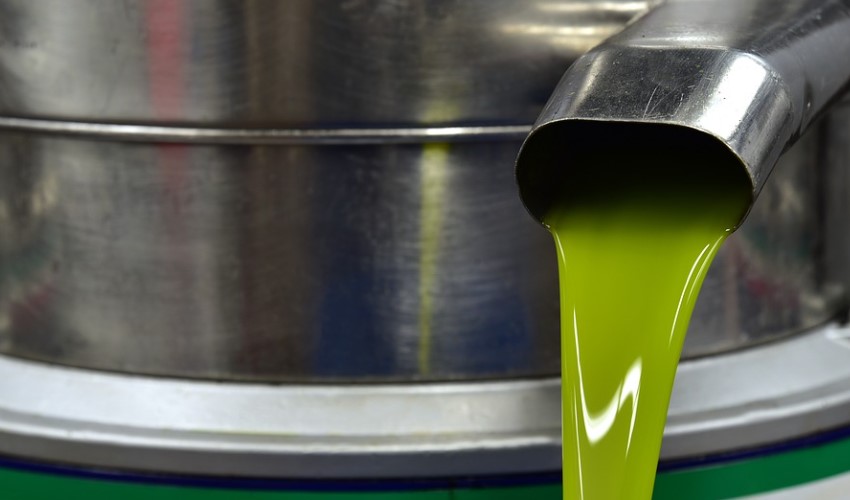Olio extravergine di oliva grezzo non filtrato